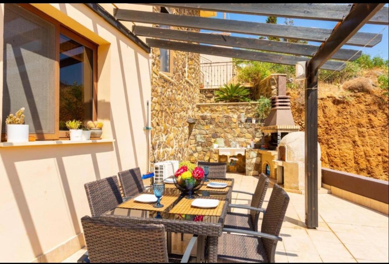 Sunset View Mermaid Villa Помос Екстериор снимка