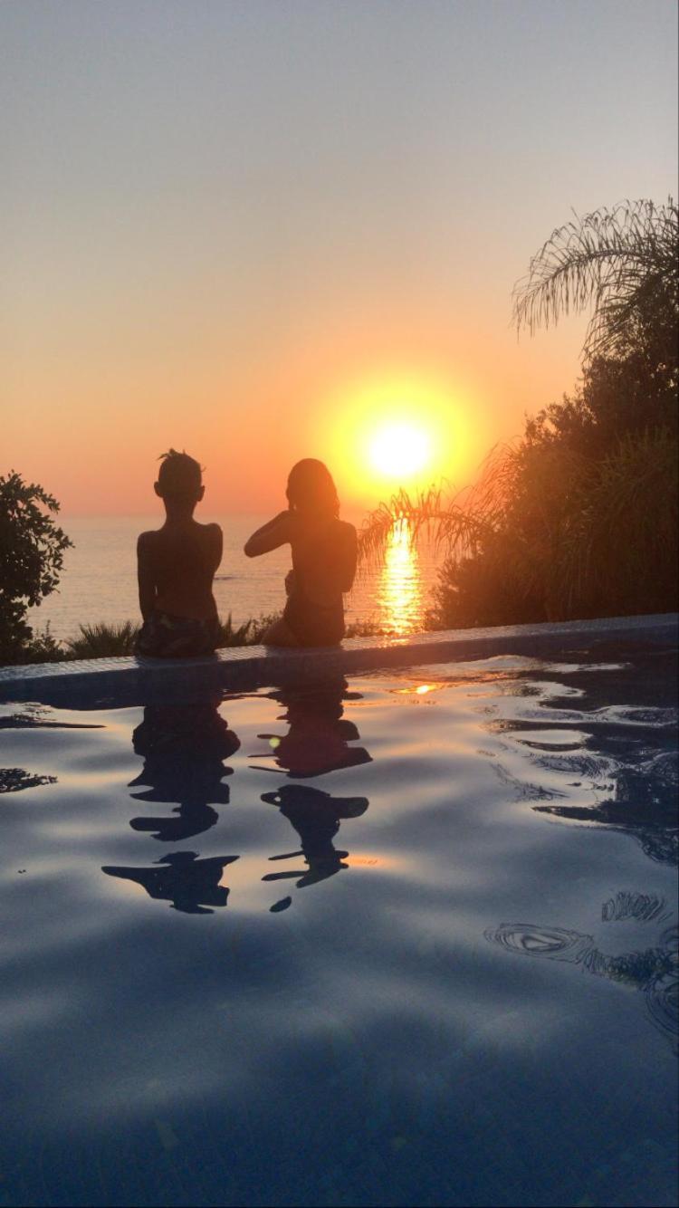 Sunset View Mermaid Villa Помос Екстериор снимка